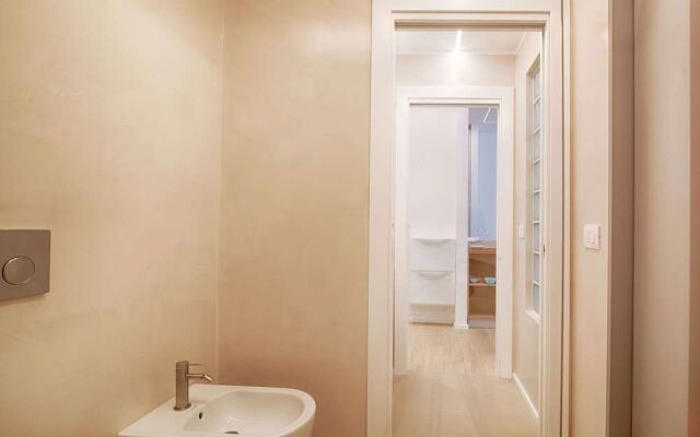 Regina Luxury Apartment