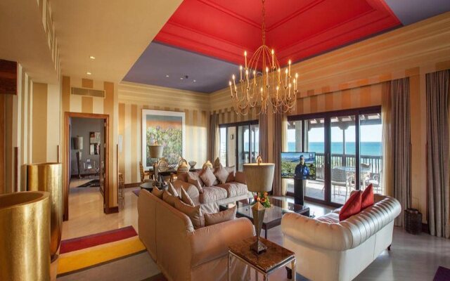Unique Club at Lopesan Costa Meloneras Resort