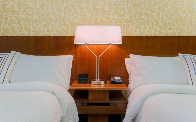 Fairfield Inn & Suites Pleasanton