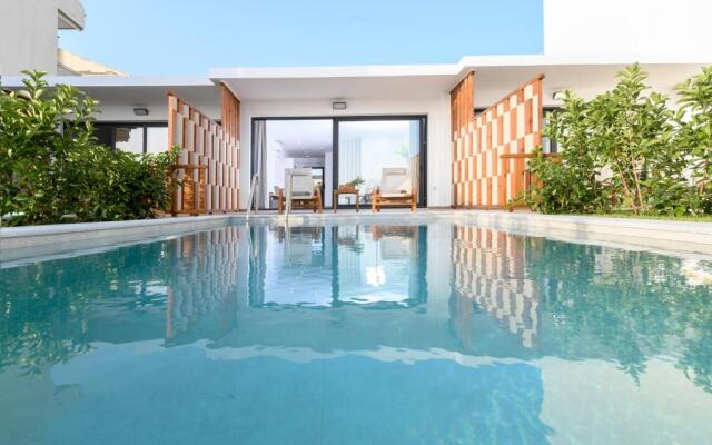 Villa Dorra Coast Suites