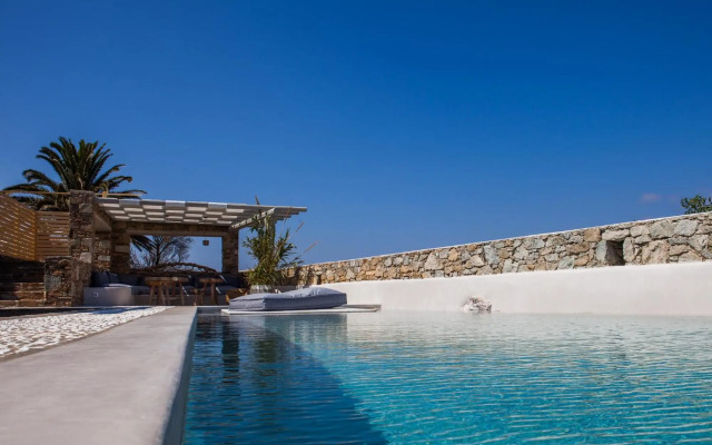 Myconian Platinum Villas