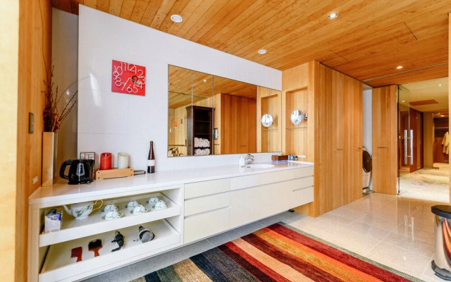 Azabu Modern House