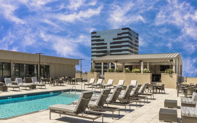 The Jung Hotel and Residences