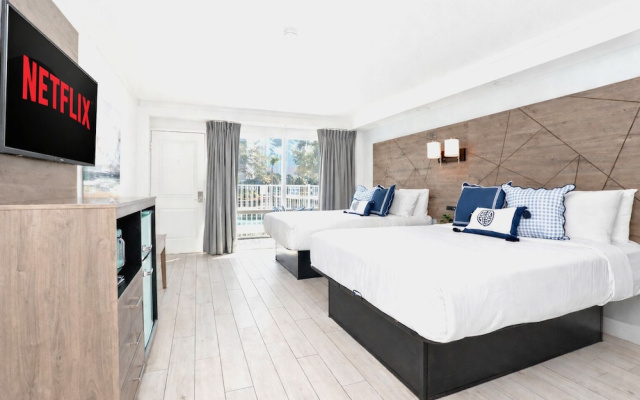 Fin's Inn & Suites