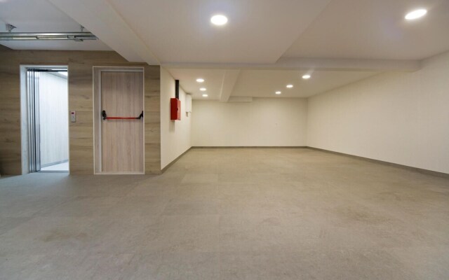 Amazing Apartment in Promajna With Wifi and 2 Bedrooms