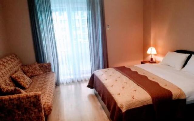 Sea Towers Apartments Manuk
