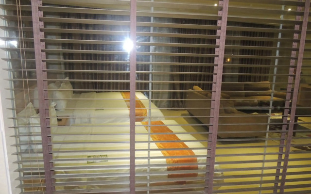 Dela Chambre Hotel