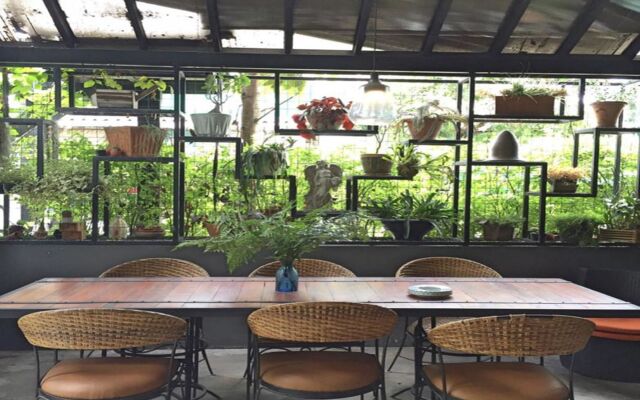 Rowhou8e Hostel Huahin