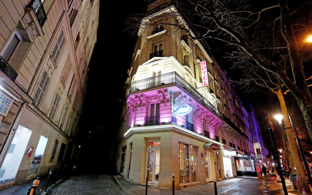 hotelImage