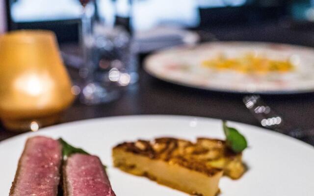 Hotel EMC2, Autograph Collection