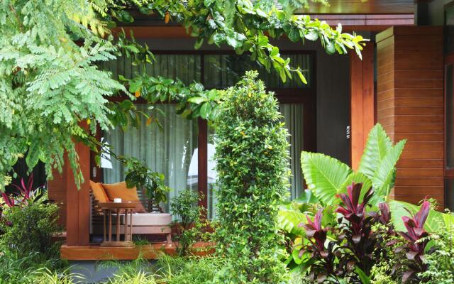 Akira Lipe Resort