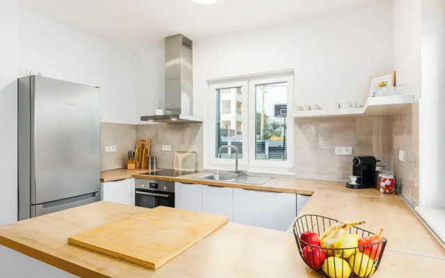 Olive Leaf - Ground Floor Apartment