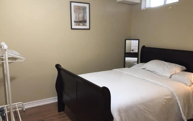 Spacious 2 Bedroom guest suite