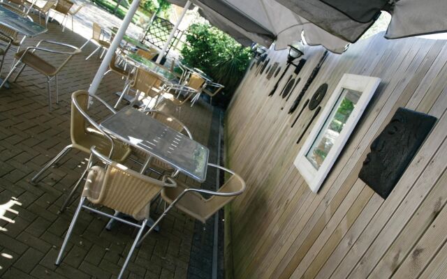 Passage House Hotel