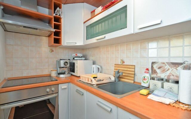 Apartment 258