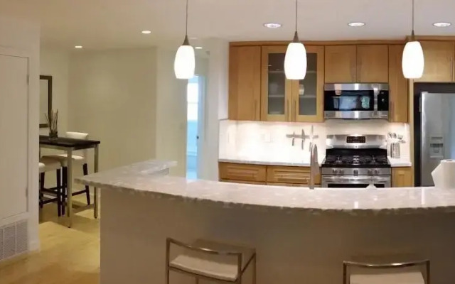 Detroit Villa