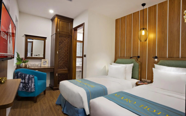 Maro Hotel