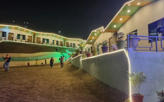 Aqua Tree Resort