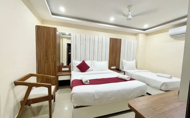 Hotel SRK - near Temple