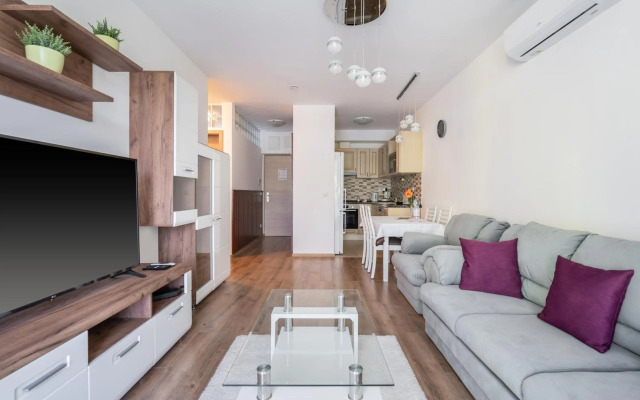 Orchid House Apartment