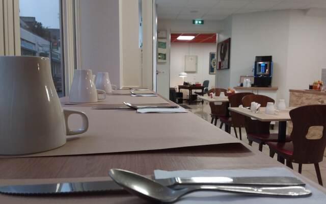 Logis Hôtel Restaurant Maison Voltaire