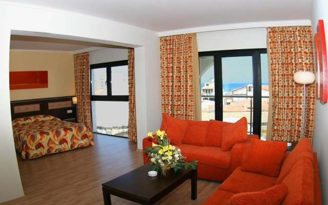 Livadhiotis City Hotel