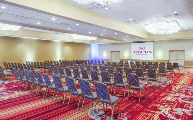 Crowne Plaza Reading