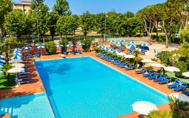 Hotel Caravelle