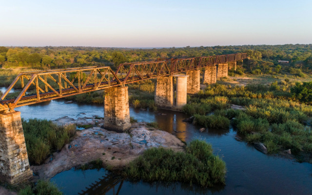 Kruger Shalati - Train on the Bridge and Garden Suites