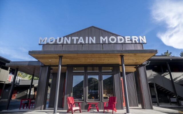 Mountain Modern Motel