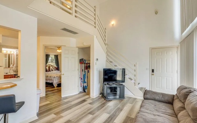 Pet-friendly Lake of the Ozarks Gem!