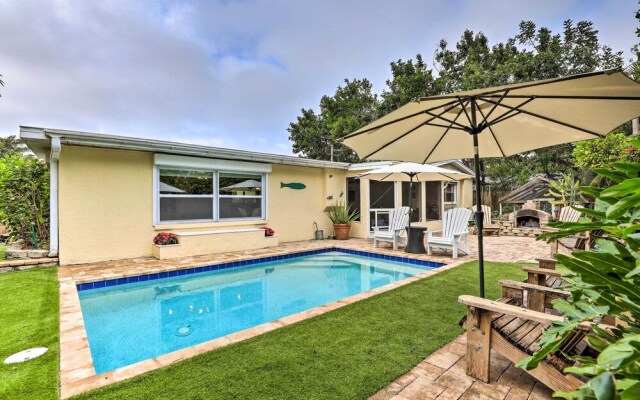 Bradenton Home w/ Beautiful Yard: 4 Mi to Downtown
