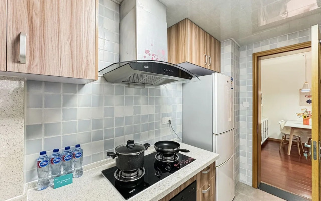 Tyms 2BR  with Kitchen Line2
