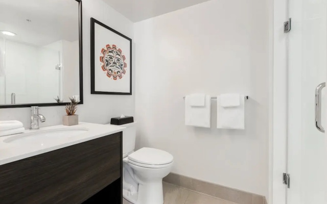 WorldMark Vancouver - The Canadian