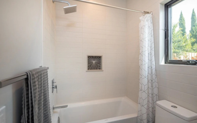 24 Robert Drive - 1 Br Home