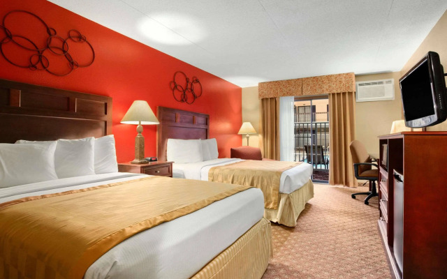 Roosevelt Grand Dakota, SureStay Collection by Best Western