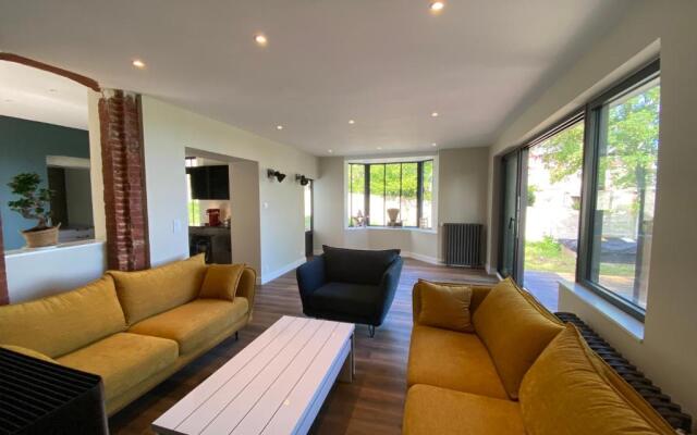 L Alouette by Icone Collection