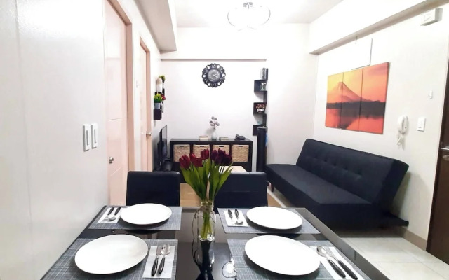 2br Unit at Asmara Near St Lukes Medical Center