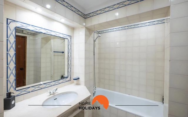 #015 Vila Buganvilia Center city Beach