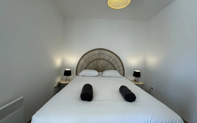 House in Le Mans With Private Courtyard