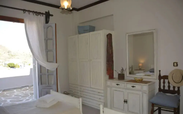 Zephyrus Sunset House