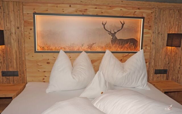 Apartment Ladis Fiss 18956