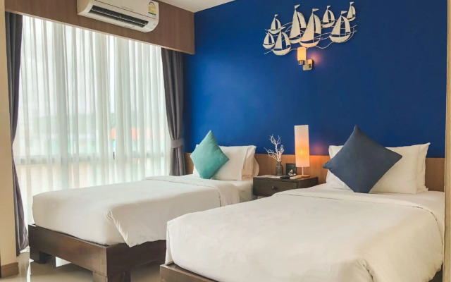 The Sixteenth Naiyang Beach Hotel