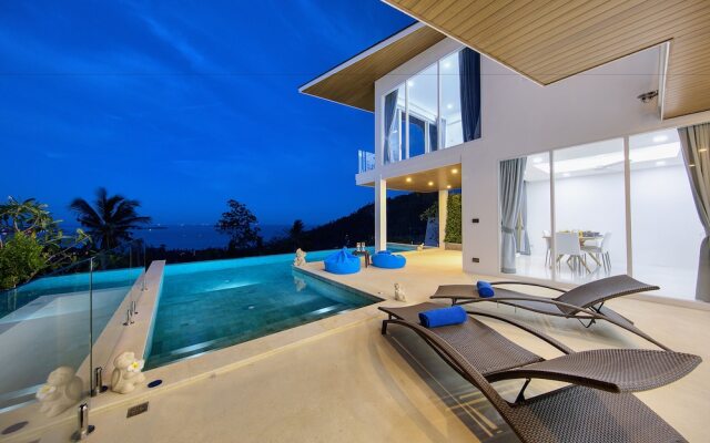 Modern styled 3 BR pool Orchid Villa