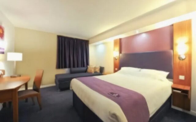 Premier Inn Manchester Denton