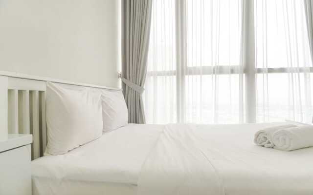 Serene And Best Location 2Br Gold Coast Apartment