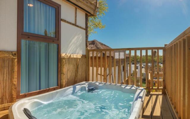 Magic Natura Animal, Waterpark & Polynesian Resort