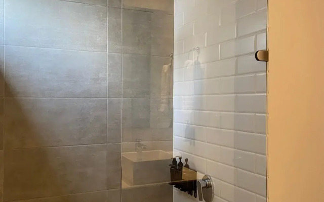 w Wonderful 1BR With Moder Balcony in Poblado