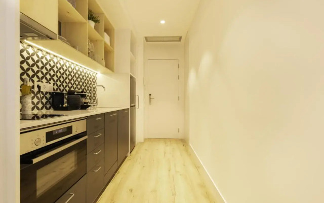 Port Plaza Apartments