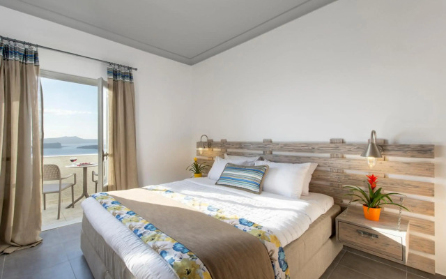 Caldera's Dolphin Suites
